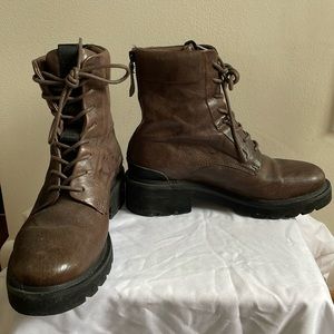 FRYE (Size 6) Brown Leather All Weather Boot